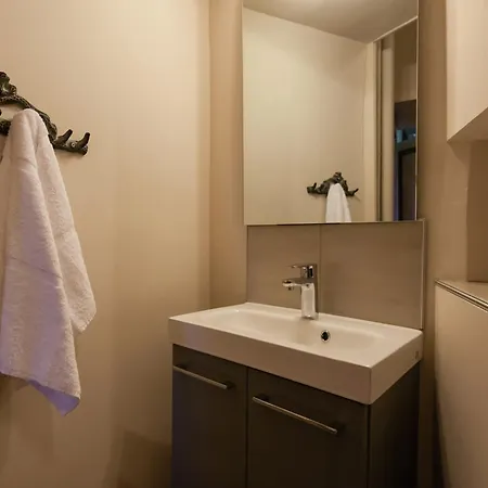 Romantic In A Medieval Castle With Pool, Cleaning Included * Chalais (Dordogne)