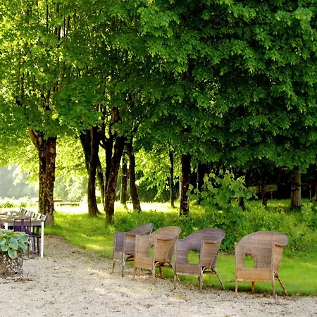 Castle In Chaleix Near Forest, Cleaning Included Feriehus Chalais (Dordogne)