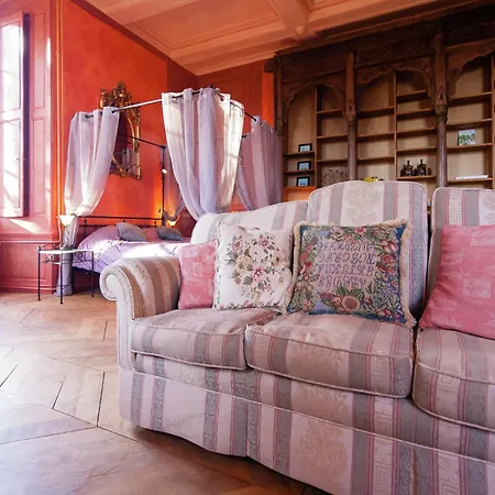 Romantic In A Medieval Castle With Pool, Cleaning Included Holiday home *