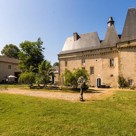 Feriehus Castle In Chaleix Near Forest, Cleaning Included